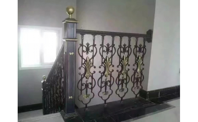 鐵藝護(hù)欄
